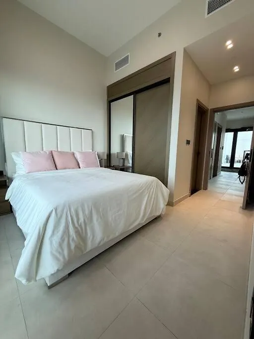 Private Pool Penthouse, Downtown Apartment Dubai
