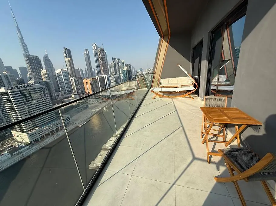 דירות דובאי Private Pool Penthouse, Downtown