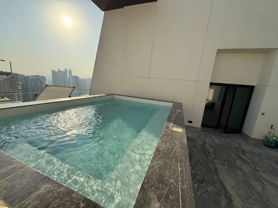 דירות דובאי Private Pool Penthouse, Downtown